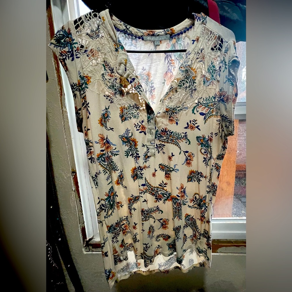 Daniel Rainn Work Blouse
